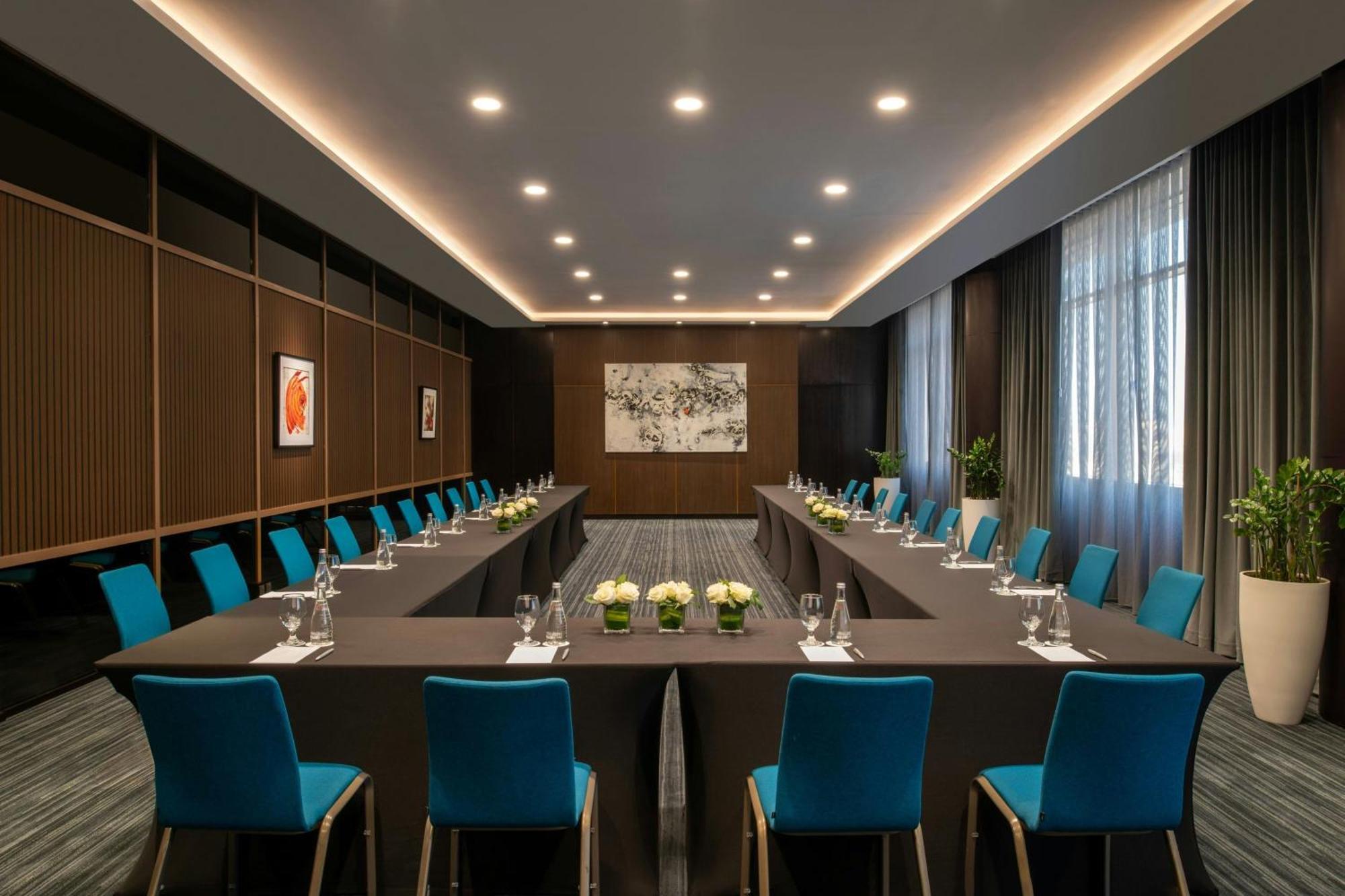The Westin Doha Hotel & Spa Экстерьер фото